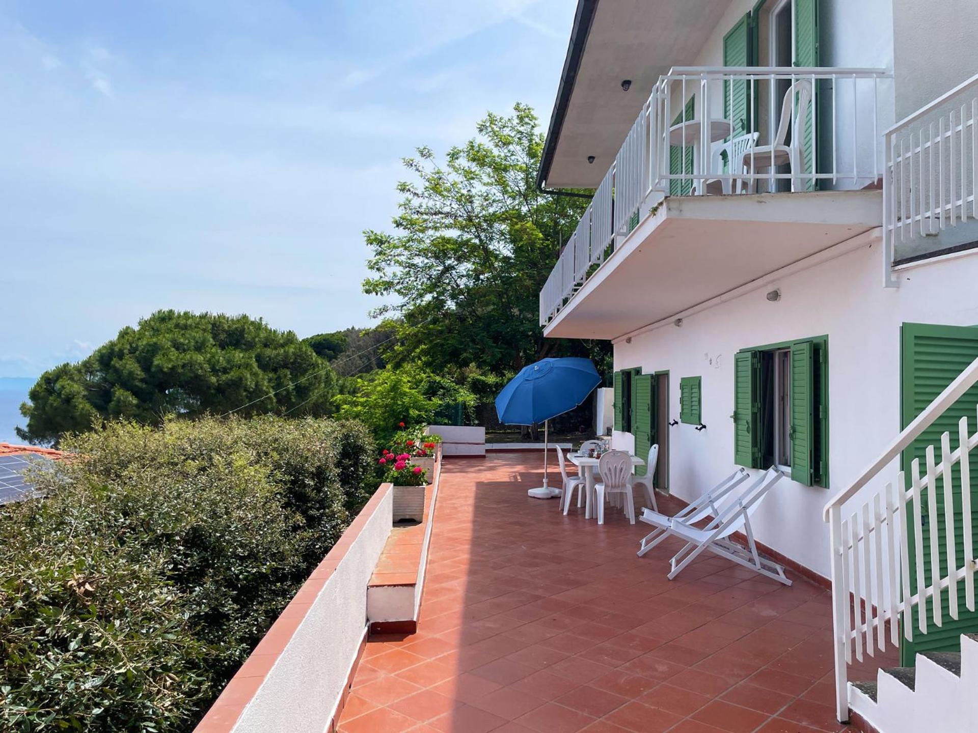 Villa Porticciolo - Argonautivacanze Rio Marina Bagian luar foto